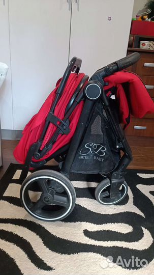 Коляска прогулочная