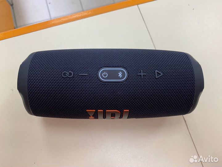 Портативная акустика JBL charge 5