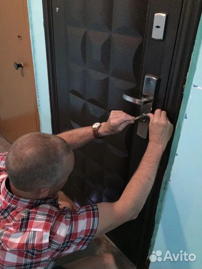 Экстренное вскрытие дверей,замена замков 24часа