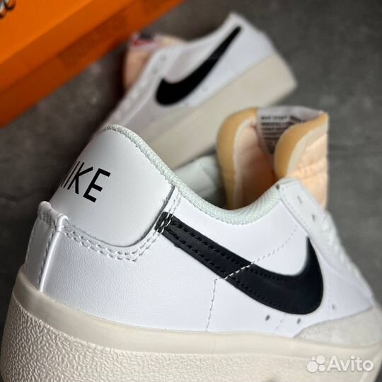 Nike Blazer Low Platform White Black