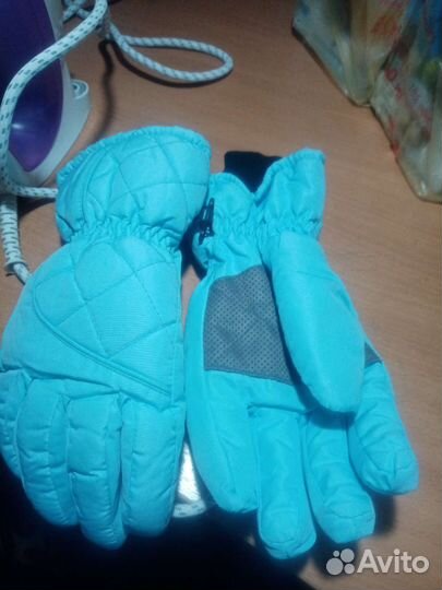 Перчатки женские зимние, непромокаемые