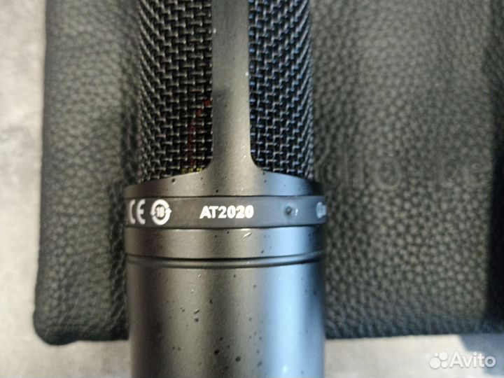 Микрофон audio technica AT 2020