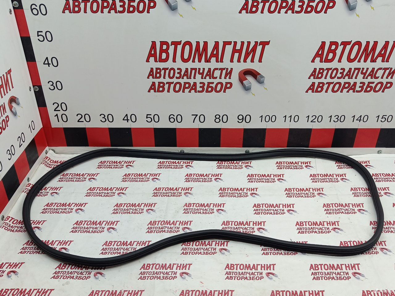 Уплотнитель двери передней правой Kaiyi E5