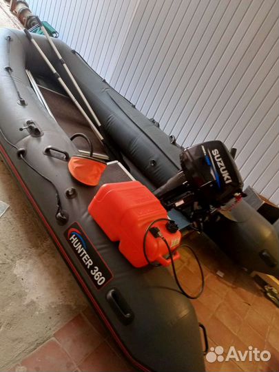 Лодка с мотором