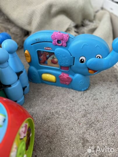 Развивающие игрушки для малышей пакетом Fisher