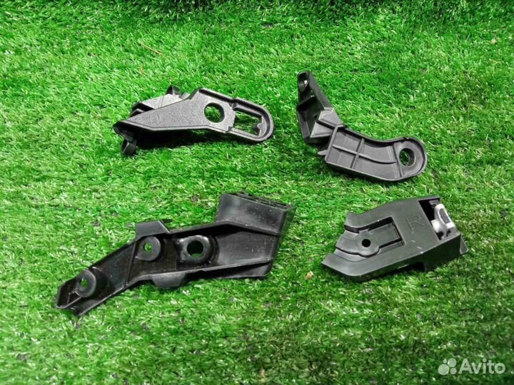 Ремкомплект фары Land Cruiser 200 (07-15) R