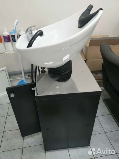 Оборудование для парикмахера