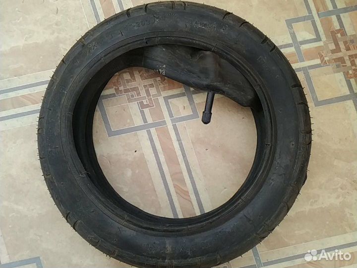 Покрышка на детскую коляску