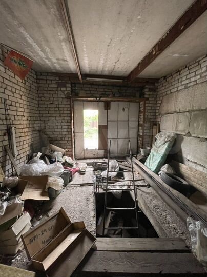 Гараж, > 30 м²