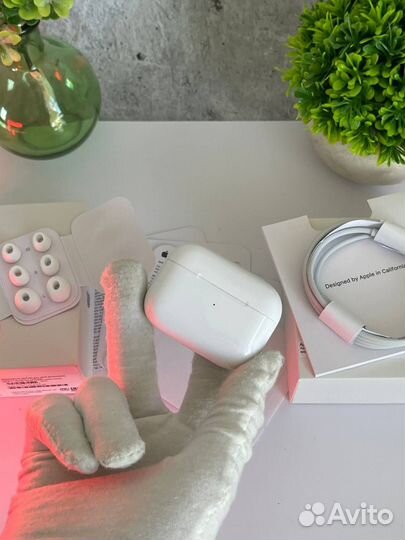 Air pods pro 2 В подарок чехол