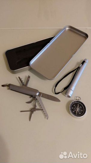 Набор: нож фонарь компас