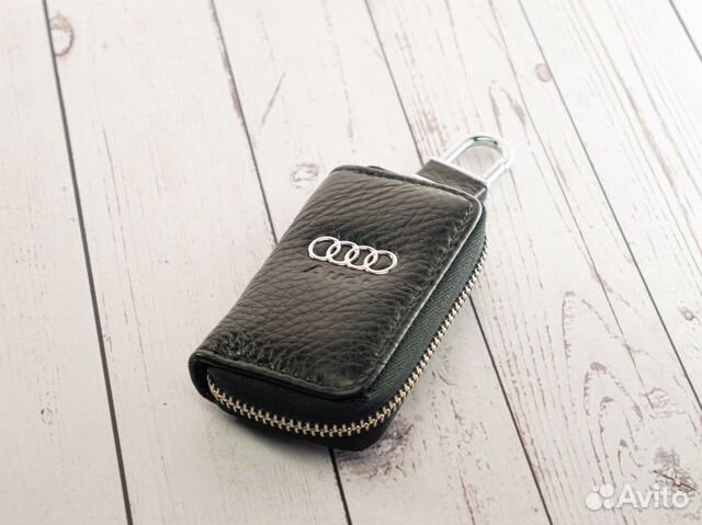 Кожаная ключница Audi