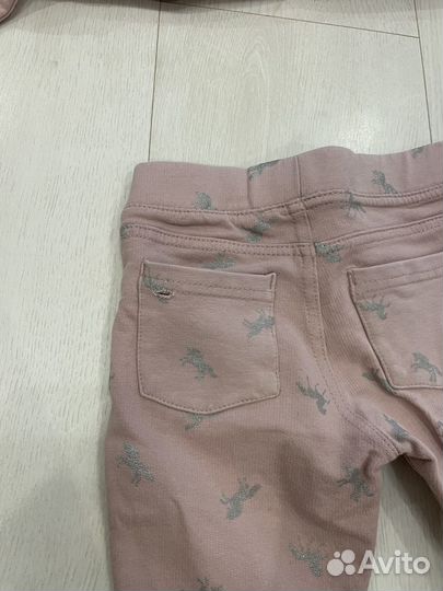 Комплект одежды на девочку 98