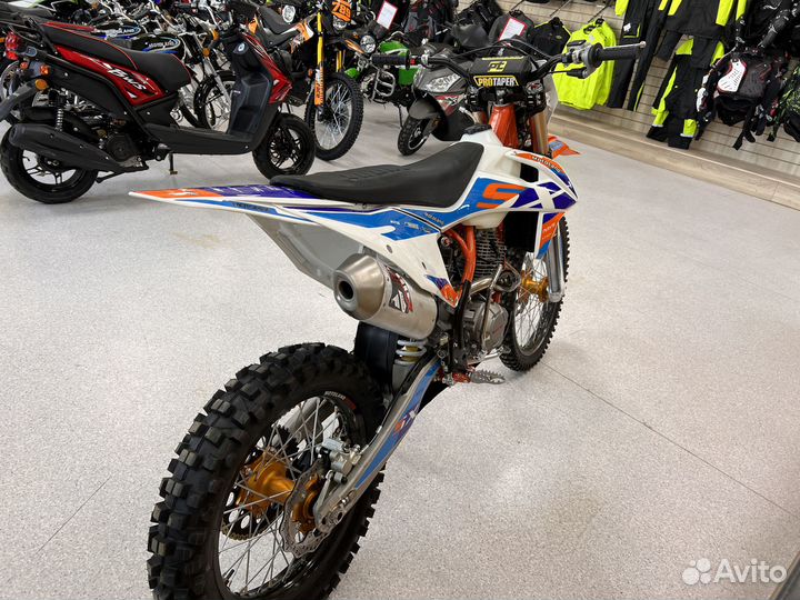 Мотоцикл Кроссовый Motoland SX 250