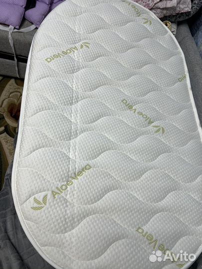 Матрас для детской кроватки овальный