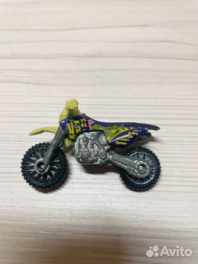 Мотоцик hot wheels