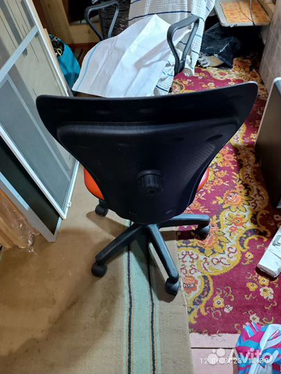 Стул кресло компьютерное для детей на колесах