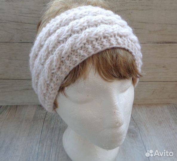 Повязка на голову вязаная