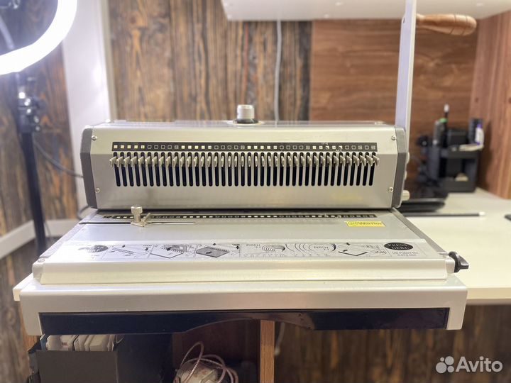 Брошюровщик Wire Mac'31 (Warrior )