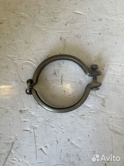 Кронштейн глушителя mercedes w213