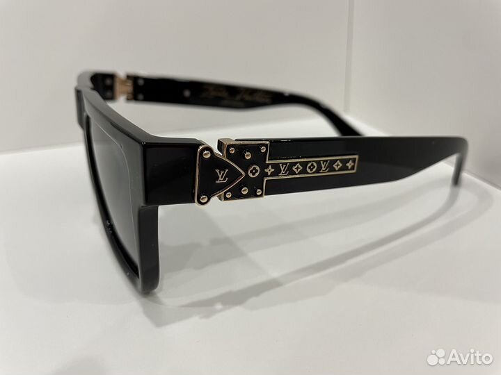 Очки Louis Vuitton