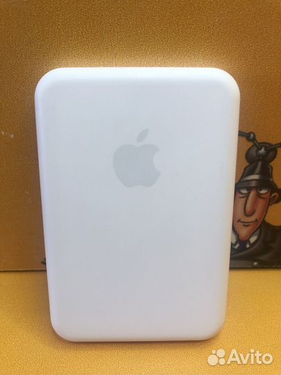 Внешний аккумулятор Apple MagSafe battery pack