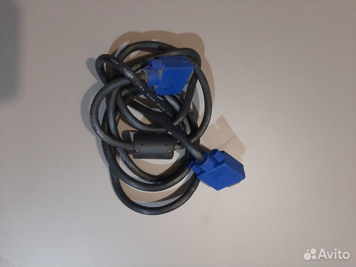 Кабель для компьютера