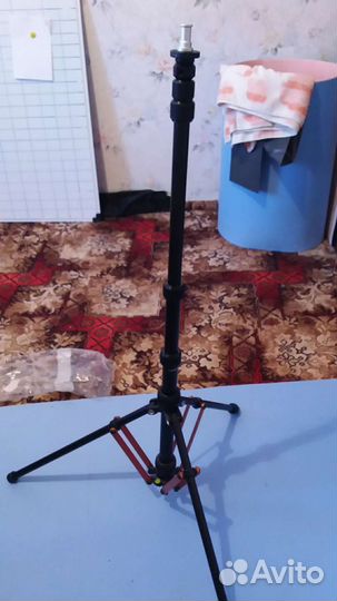 Штатив под свет и фототехнику Fotopro TR-01A
