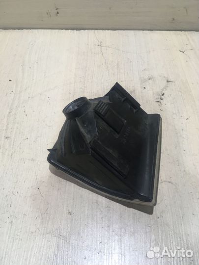 Повторитель поворота левый Фольксваген пассат Б3