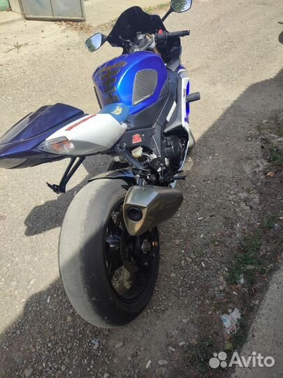 Suzuki gsx 1000 k6