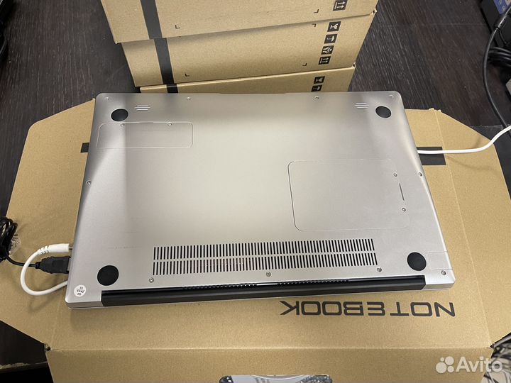 Новые ноутбуки 15,6 IPS/4ядра/8Гб/ssd256+мышь