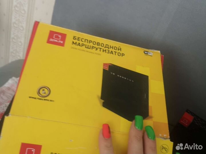 Приставка и Wi Fi роутер дом ру