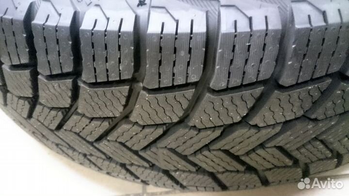 Michelin X-Ice Snow 225/45 R18 95H
