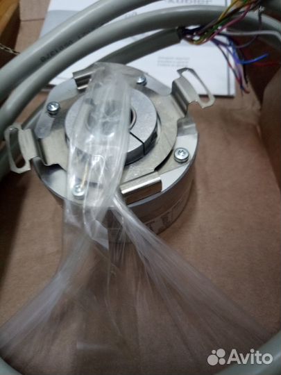 Энкодер Kubler 8.F5883M.563E.C323