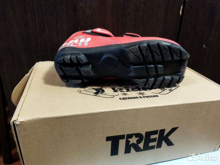 Лыжные ботинки