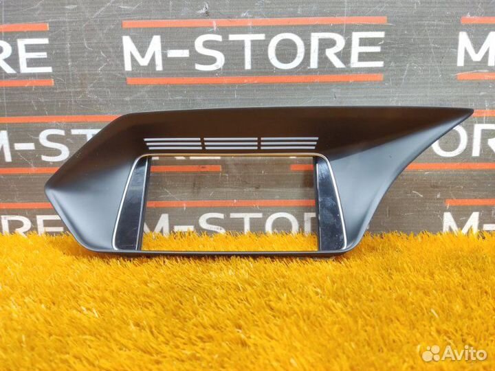 Накладка на торпеду Mercedes-Benz E-Class W212