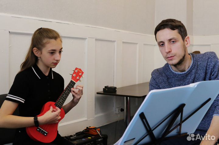 Уроки гитары, укулеле, эл-гитары, бас гитары летом