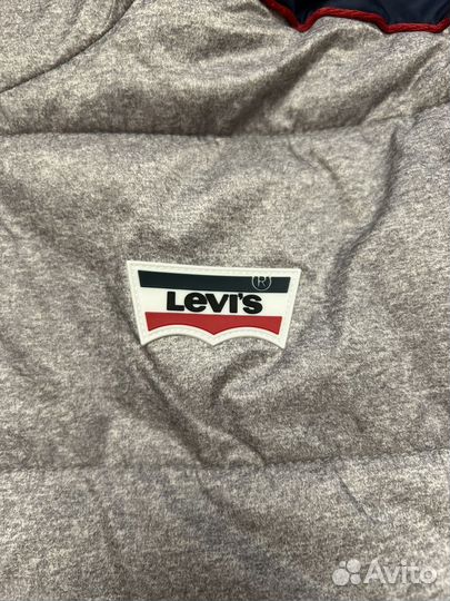 Демисезонная куртка levis 164