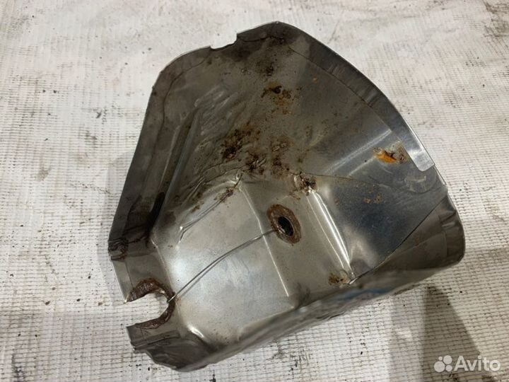 Экран тепловой Audi A4 B7 2005-2007 седан 2.0