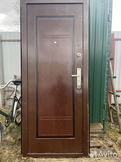 Дверь входная металлическая уличная