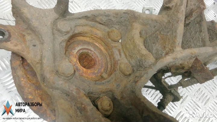 Ступица задняя правая Citroen C-Crosser 2007