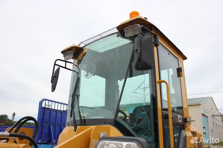 Фронтальный погрузчик LuGong LG930, 2023