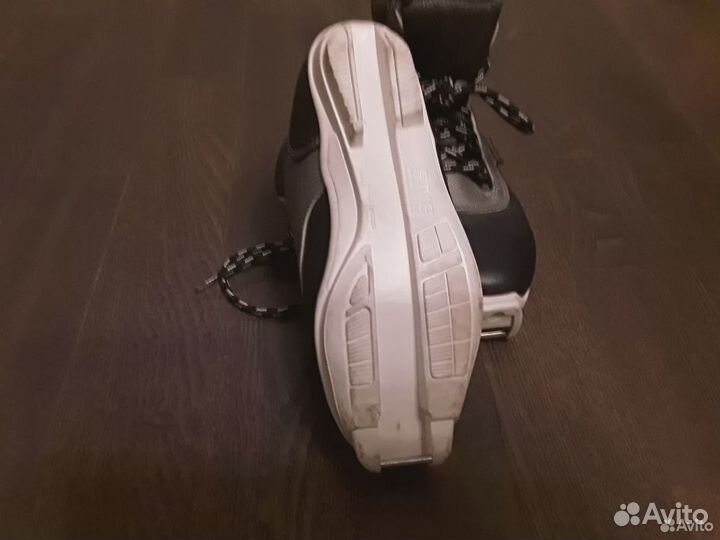 Лыжные ботинки детские. 30, 34, 36, 37