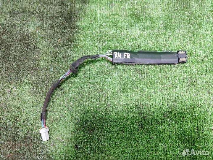 Антенна бесключевого доступа Land Rover Discovery