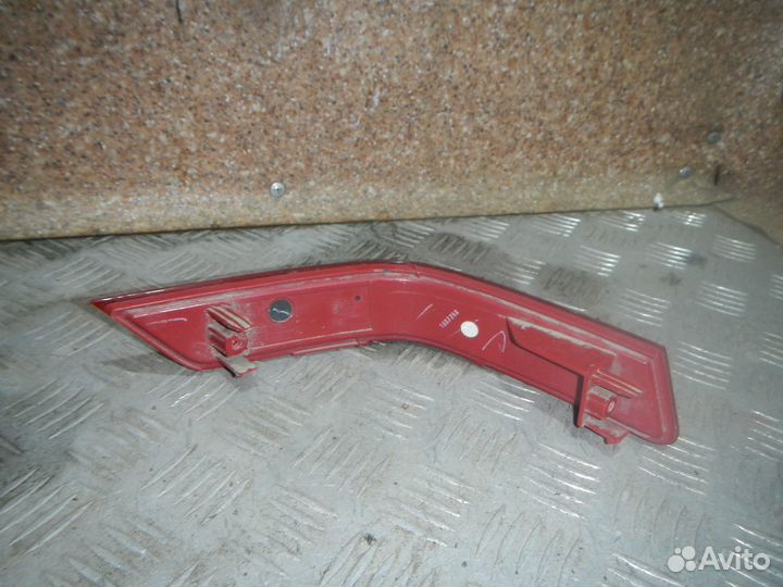 Отражатель в бампер задний левый, Nissan (Ниссан)