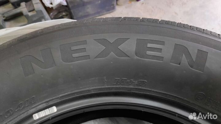 Nexen Roadian GTX 235/65 R17 104H