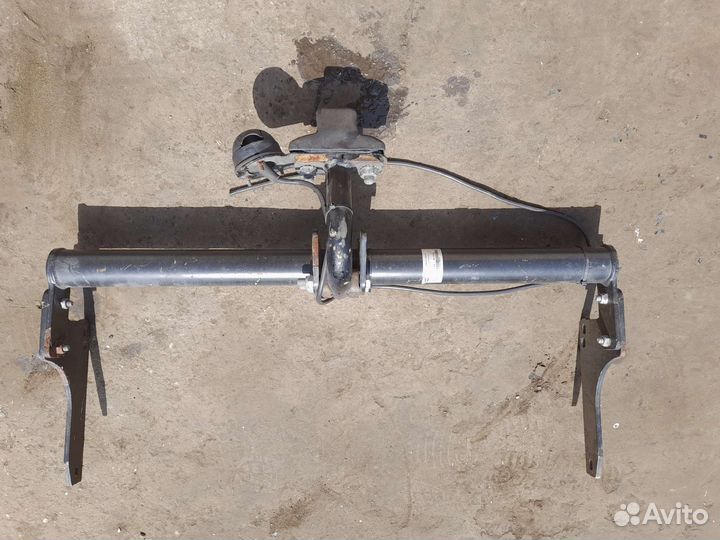 Фаркоп Kia Sportage II 2008