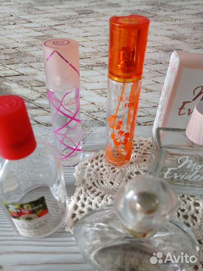 Пустые флаконы из под духов, женская парфюмерия