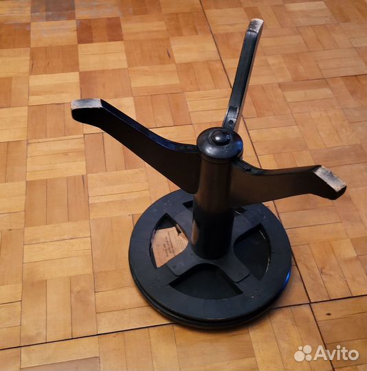 Стул для пианино винтовой. 40-50е годы XX века