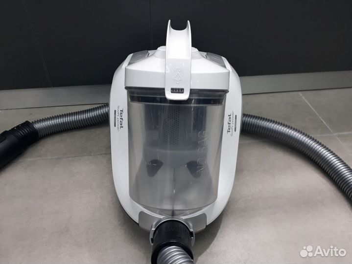 Пылесос с контейнером для пыли Tefal TW2947